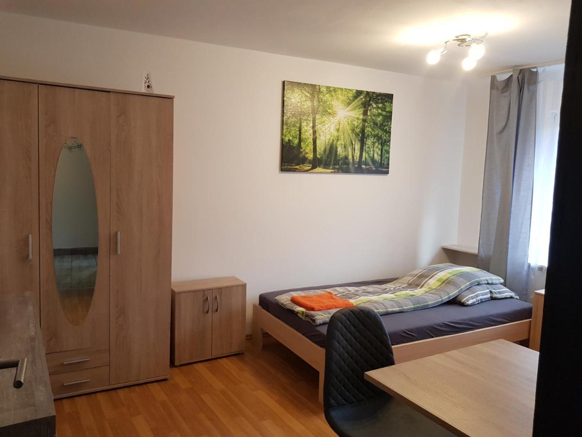 Ferienwohnung Duisburg Beeck Exterior foto